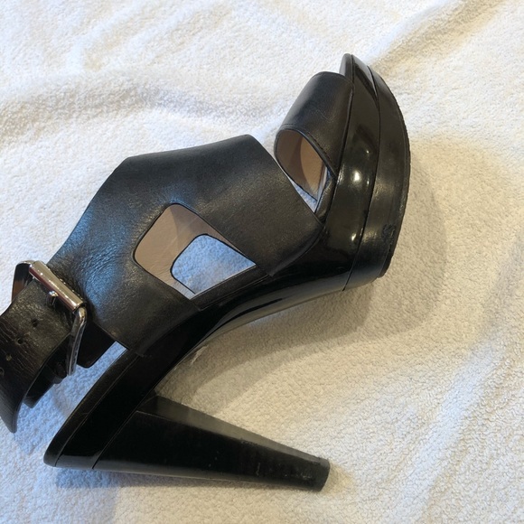 Michael Kors black open toe heels - Picture 5 of 11